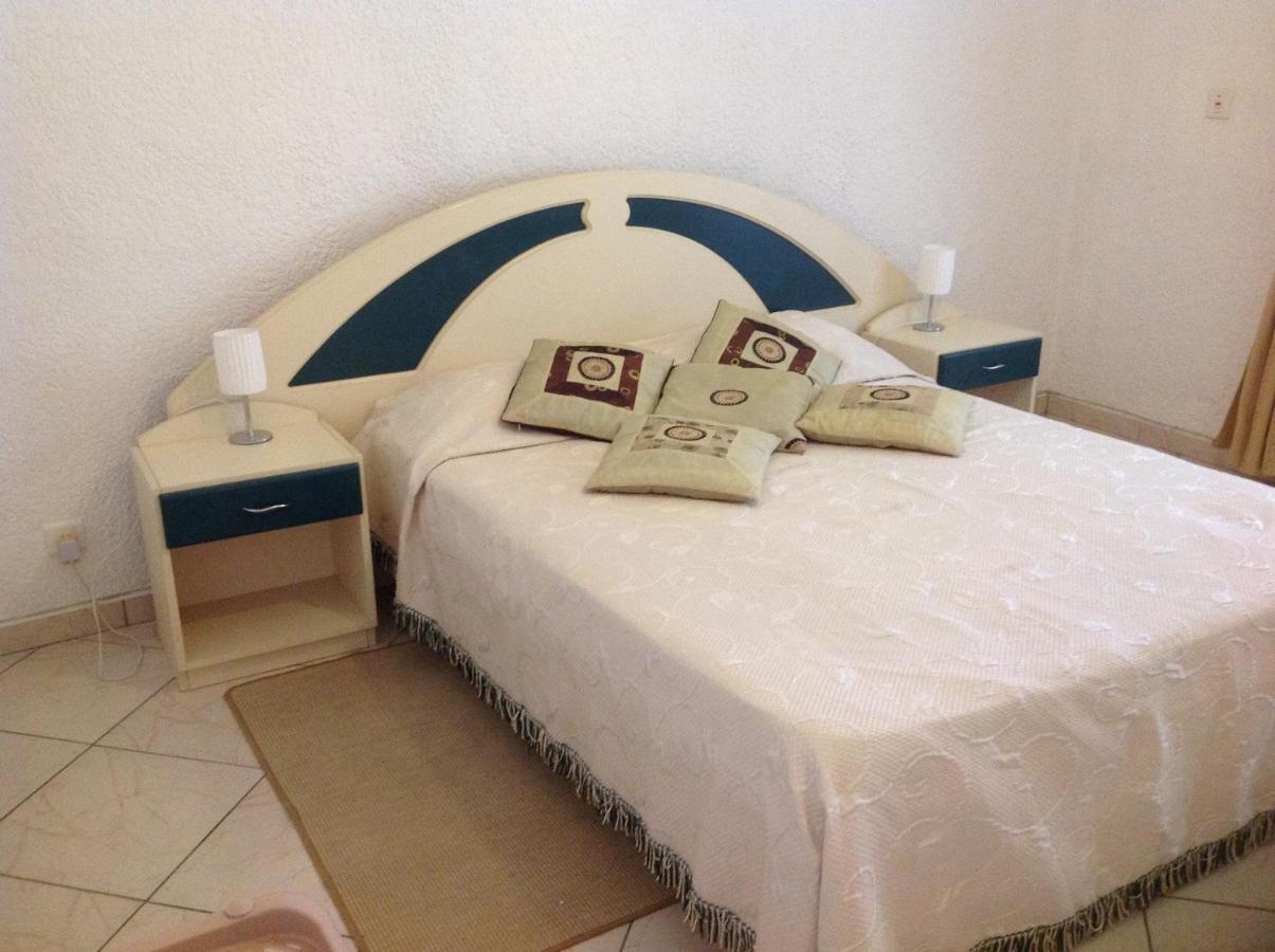 Lovely Apartment In Flic En Flac, Close To The Beach And All Amenities. Esterno foto