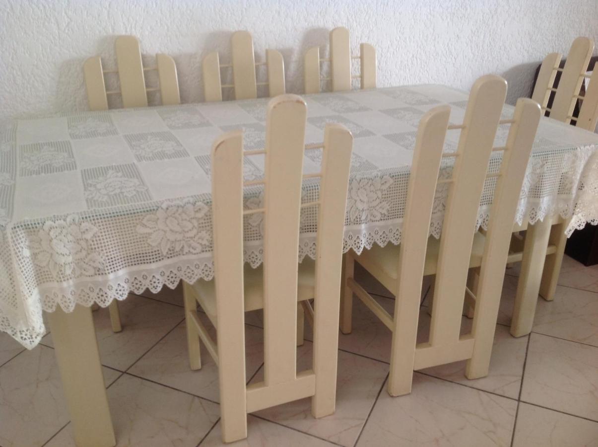 Lovely Apartment In Flic En Flac, Close To The Beach And All Amenities. Esterno foto