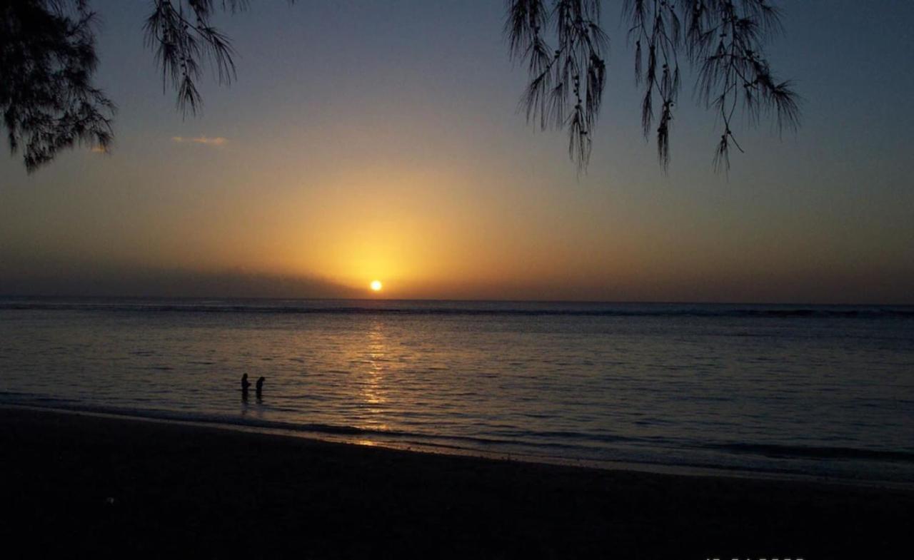 Lovely Apartment In Flic En Flac, Close To The Beach And All Amenities. Esterno foto