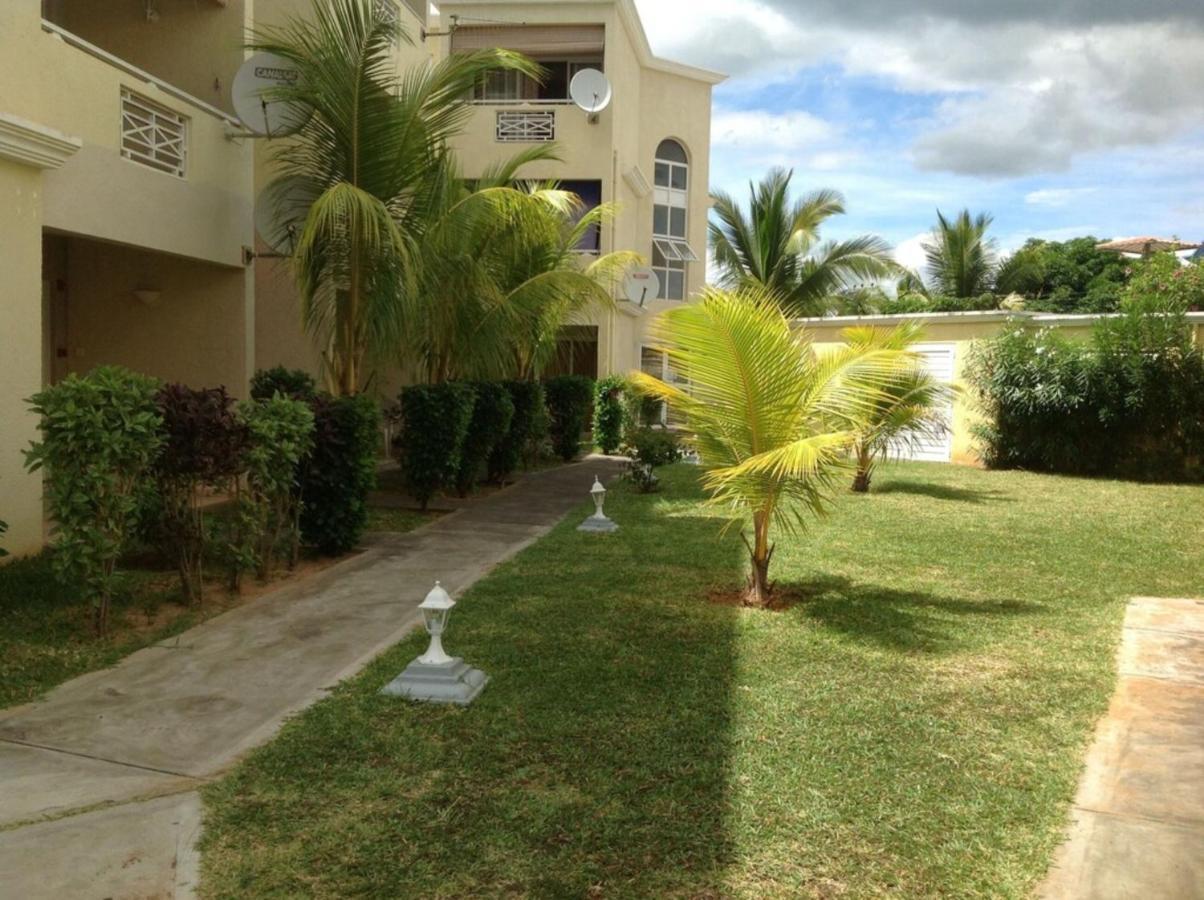 Lovely Apartment In Flic En Flac, Close To The Beach And All Amenities. Esterno foto